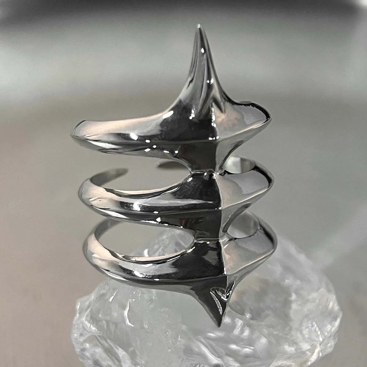 Spine Ring