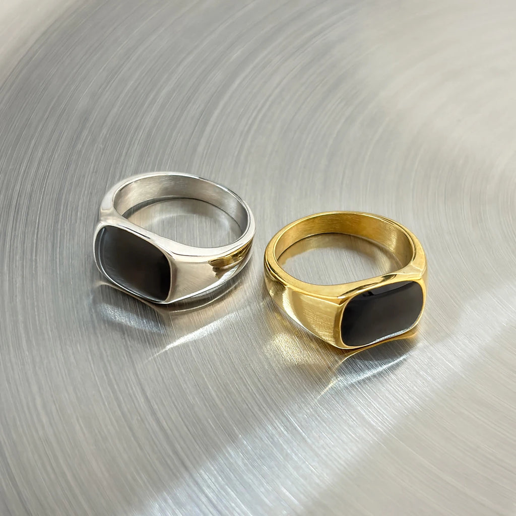 Signet Ring