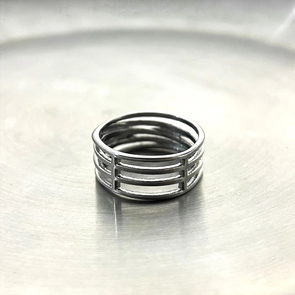 4-Band Ring